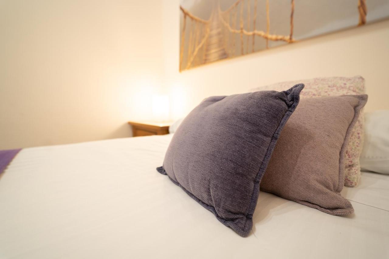 Larra Nervion Subway Tranvia Apartment Севиля Екстериор снимка
