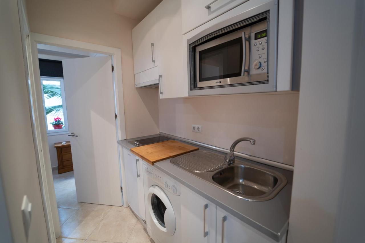 Larra Nervion Subway Tranvia Apartment Севиля Екстериор снимка