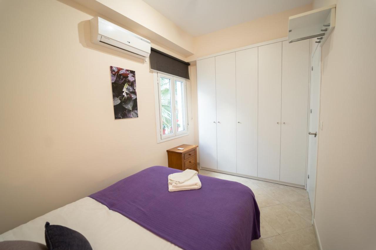 Larra Nervion Subway Tranvia Apartment Севиля Екстериор снимка